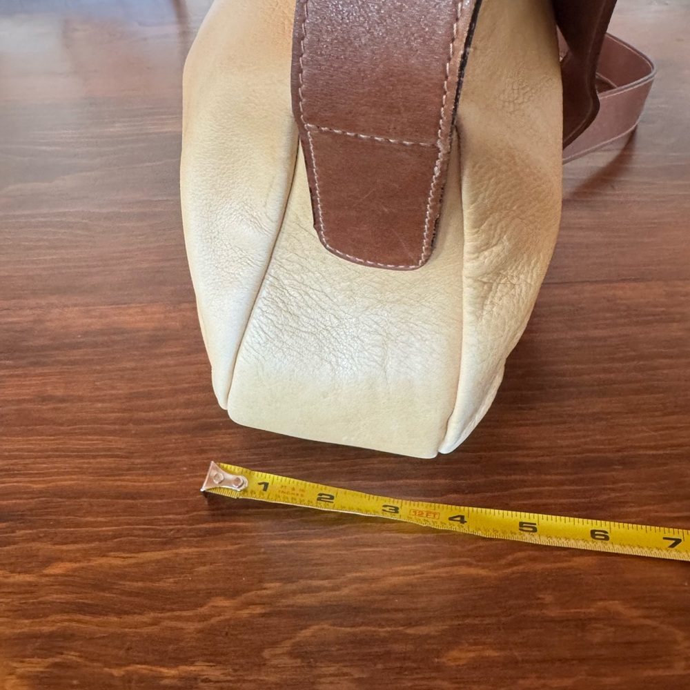 Desmo Italian Soft Leather Crossbody - Picture 7 of 15